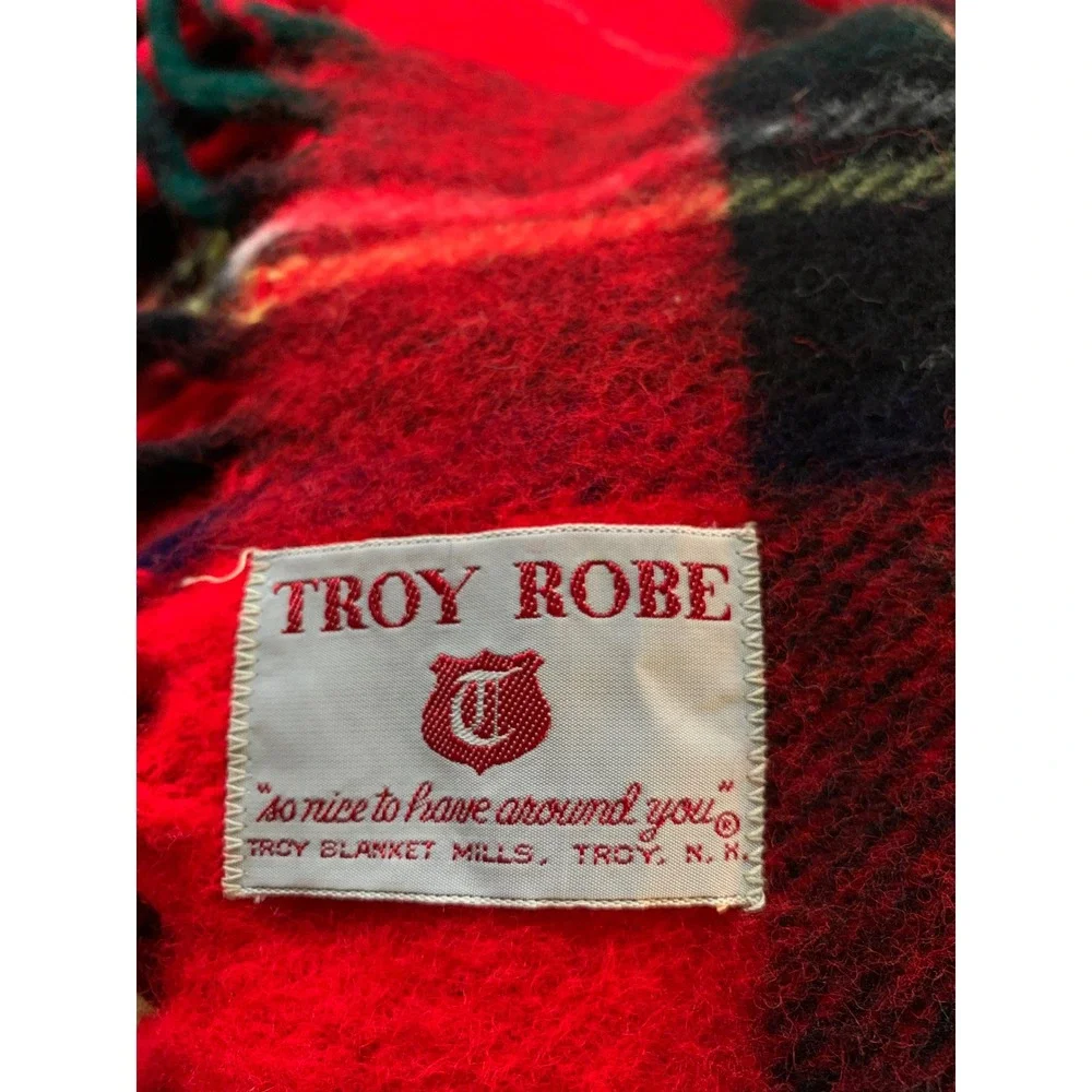 Vintage Troy Robe Red Plaid Wool Blanket Throw Fringed Retro Cottagecore 90s Y2K